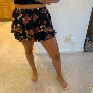 Flower pattern shorts
